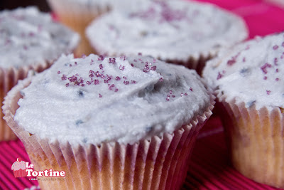 cupcakes al litchi e violetta