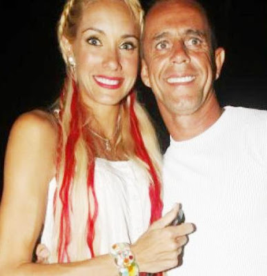 Brenda Carvalho y Julinho Foto de Julinho posando con Brenda Carvalho