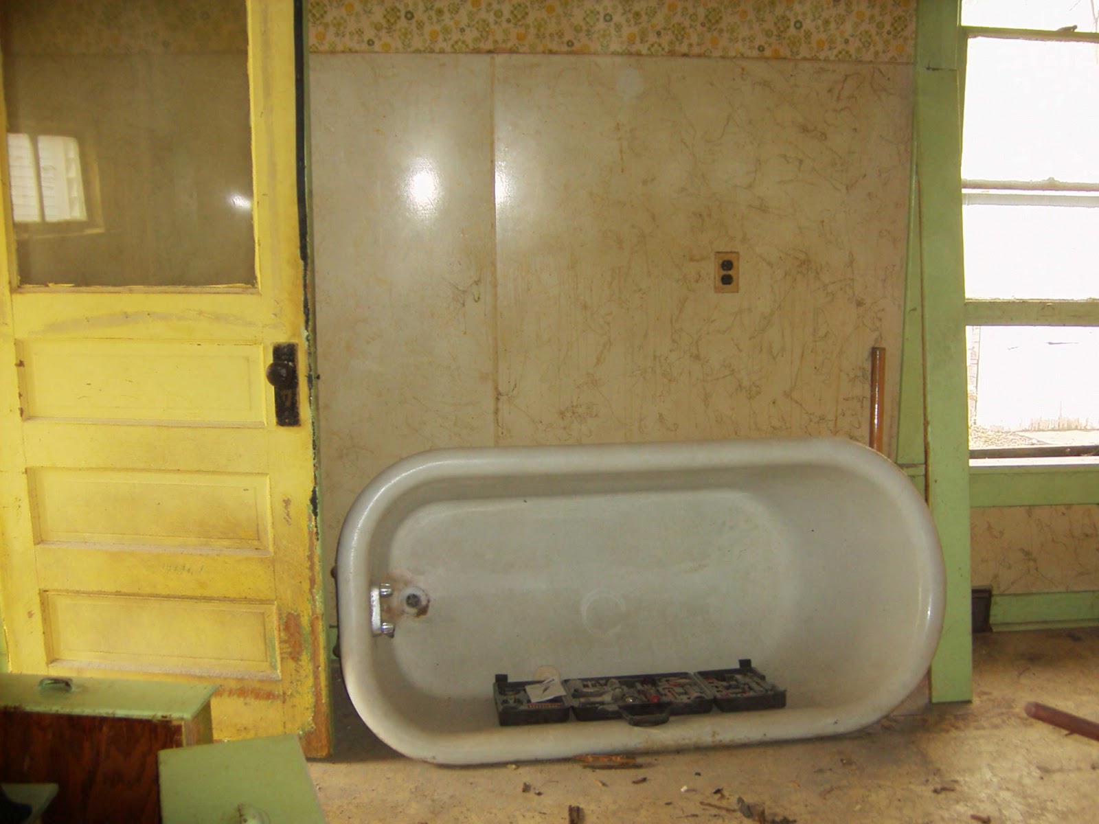 analog schemes THE MEANDERING START OF HOW TO INSTALL A CLAW TUB AND