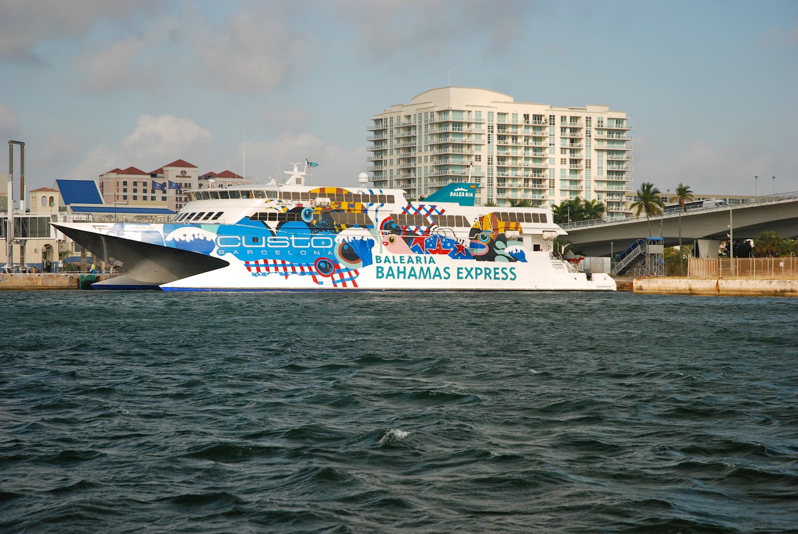 Oasis's Journey: Fort Lauderdale, FL SM 1064 to Hollywood, FL SM 1073