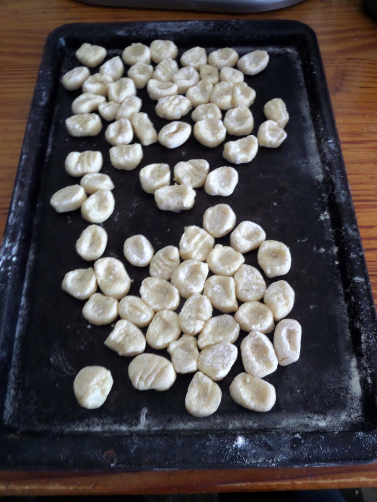 How to Make Potato Gnocchi:  A simple tutorial and recipe for how to make potato gnocchi (potato dumplings).