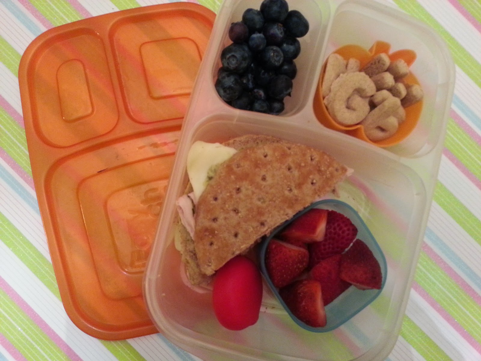 Lunches Fit For a Kid: Lunches: 6.12.14