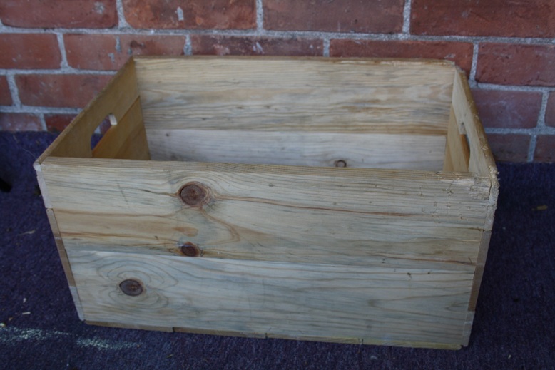 Ashley's Thrifty Living Baby DIY 4 A cute little toy box