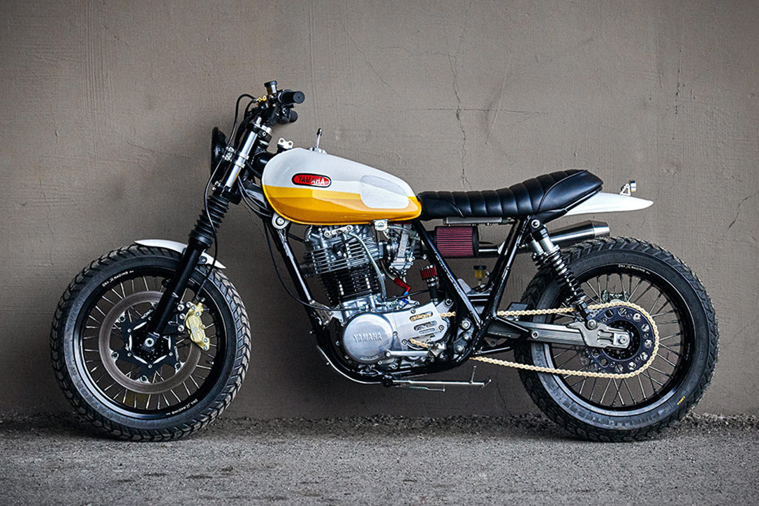 Скремблер из Yamaha sr400