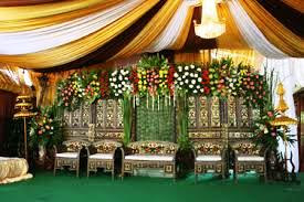 Dekorasi Kartini dekorasi pernikahan penuh bunga 