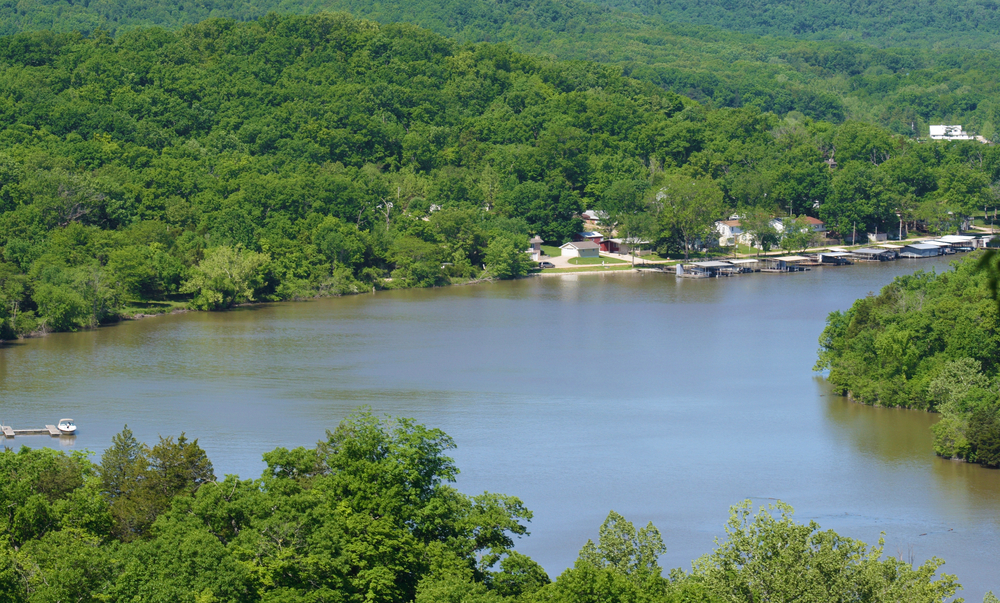 Lake of the Ozarks Vacation Rentals 5 Reasons to Invest in Property at