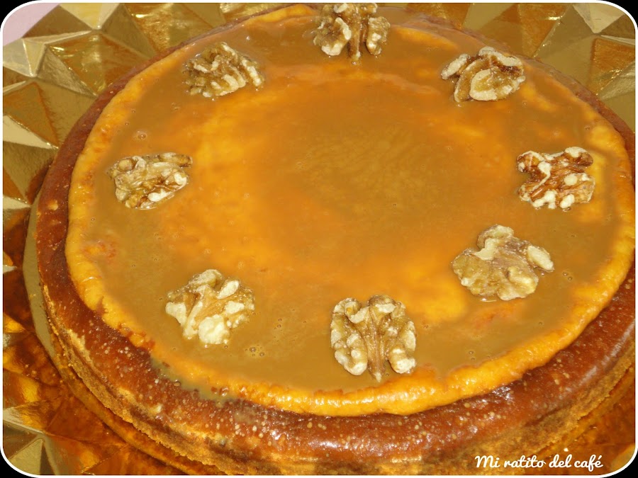Cheesecake con nueces y dulce de leche