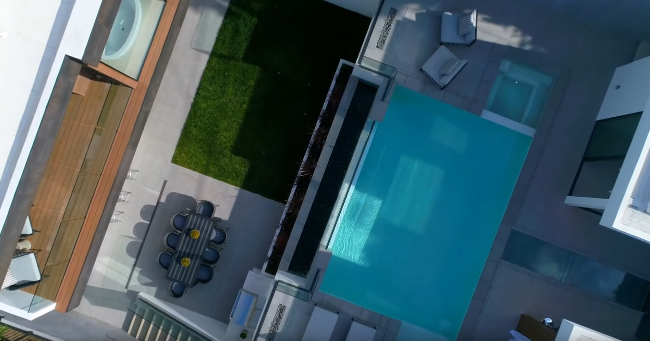 51 Photos vs. $6.4 Million Jaw Dropping Modern Residence in Los Angeles | LUXURY LISTING - Luxury Home & Interior Design Tour 51 Photos vs. $6.4 Million Jaw Dropping Modern Residence in Los Angeles | LUXURY LISTING - Luxury Home & Interior Design Tour