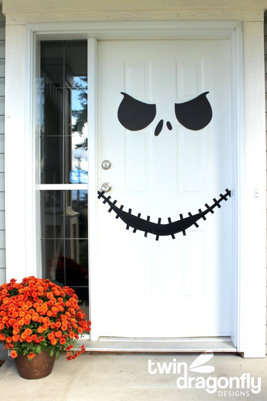 Halloween monster door decoration ideas 18 best Halloween front door decoration ideas. Halloween monster door decoration ideas. Fun theme for Halloween. Party decoration ideas for Halloween. Scary door craft ideas.