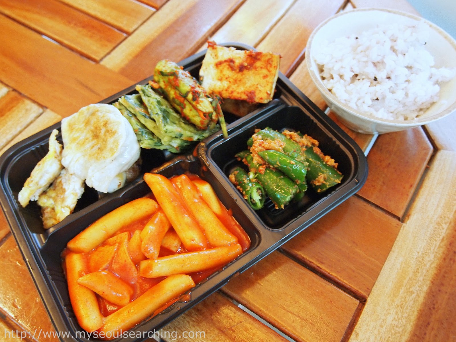 Tong-in Market Dosirak Cafe: The Ultimate Korean Lunch Box | Koreabridge