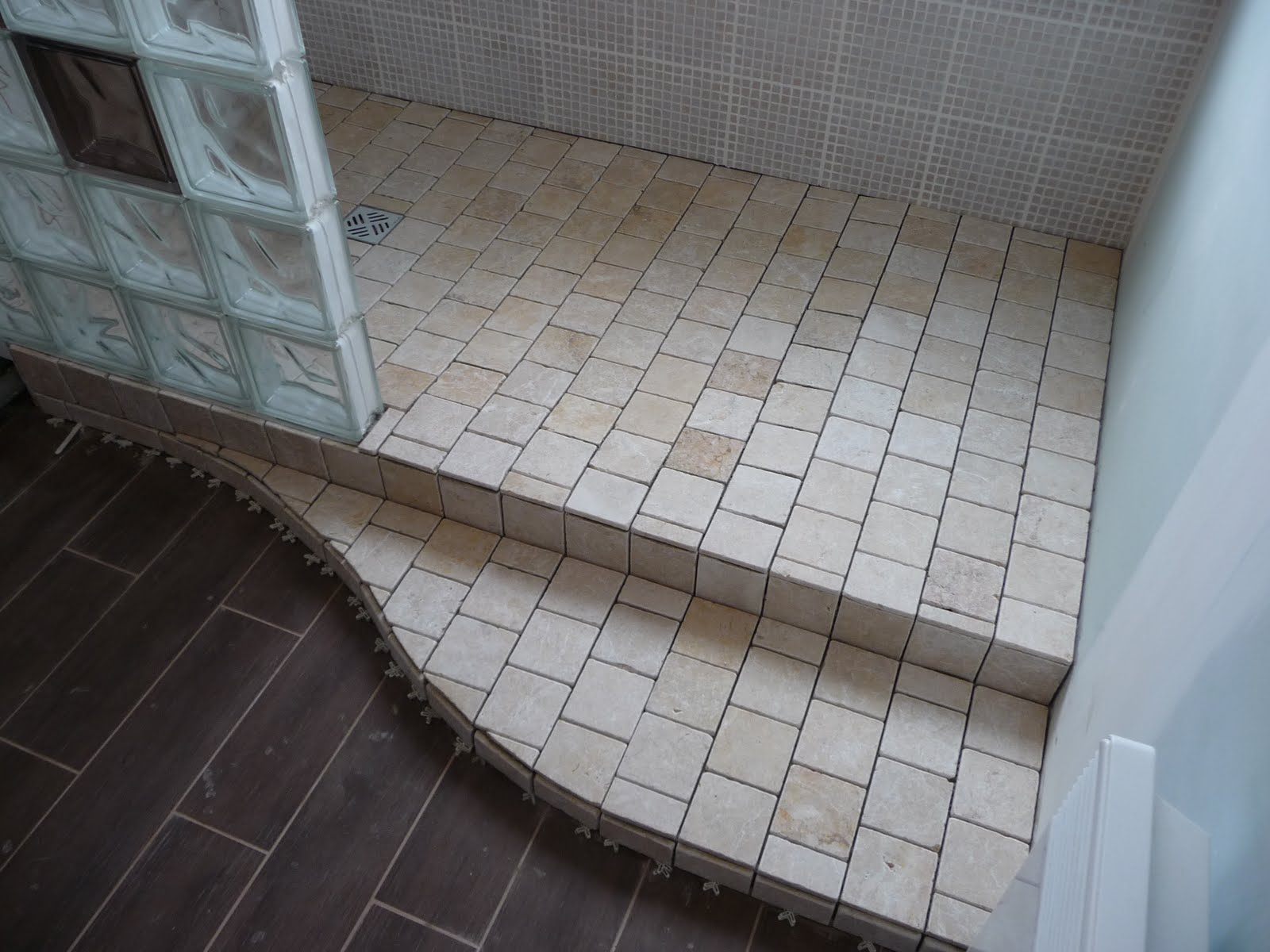 Notre Maison Pierre: La salle de bain