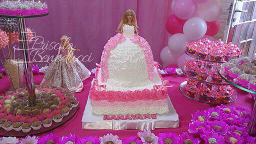 Barbie Princesa Rosa 80 pessoas Chantilly