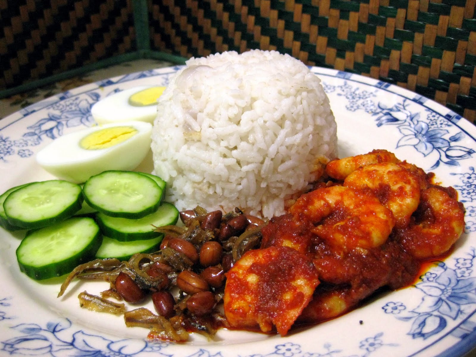 10 Best Nasi Lemak in Penang You Must Try