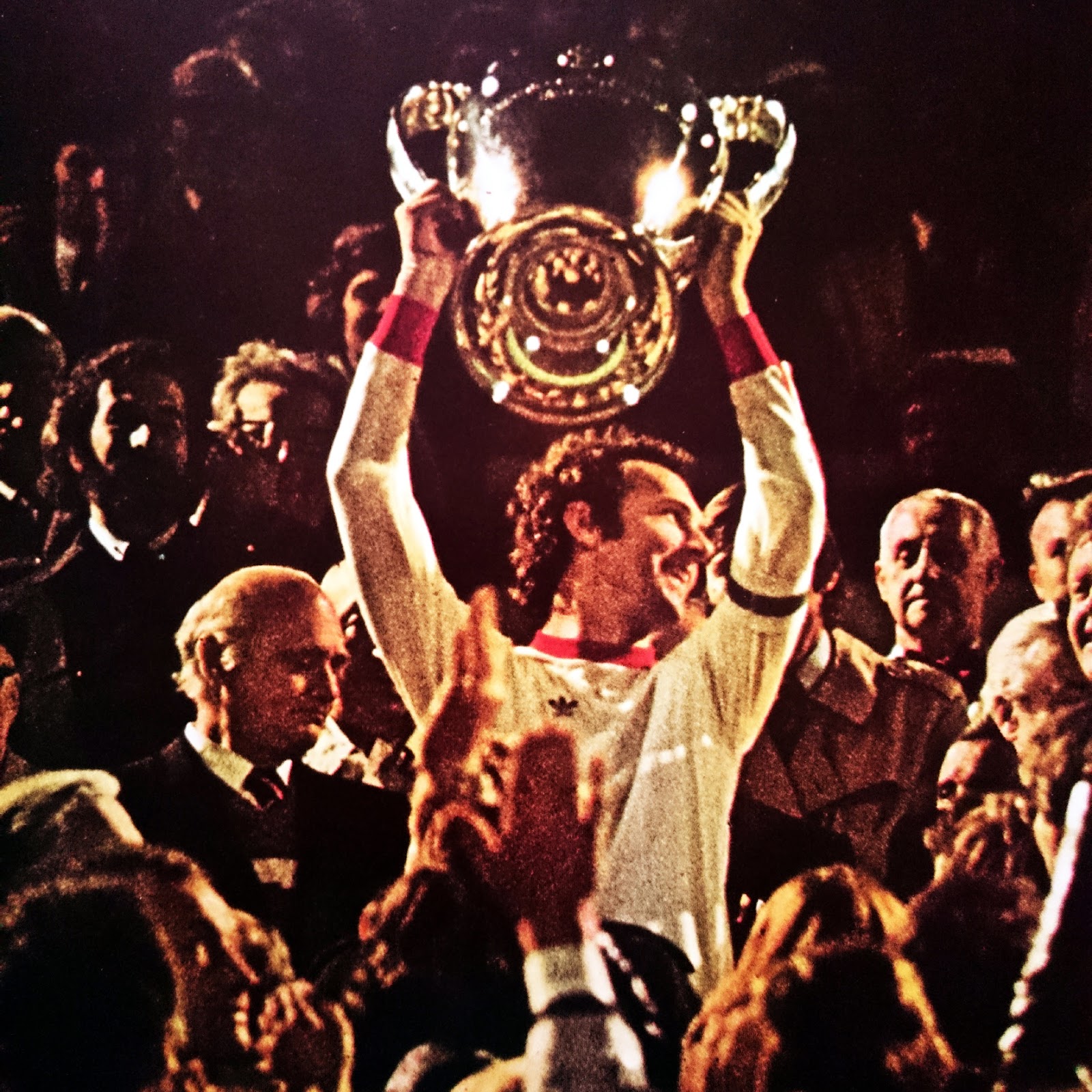 FINALE COUPE DES CLUBS CHAMPIONS 1976. Bayern Münich vs SaintEtienne.