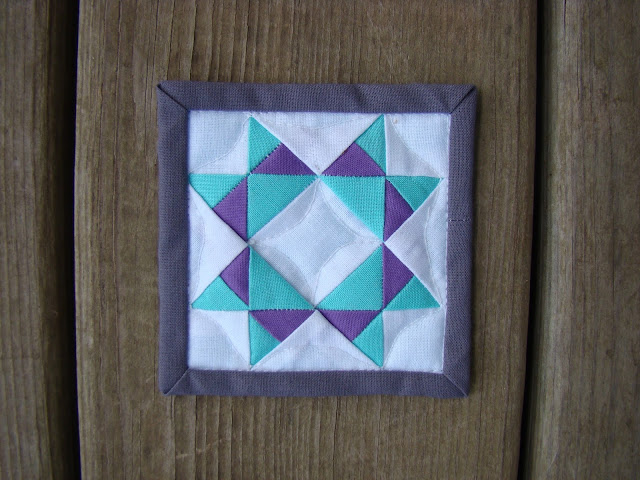 Missouri Star mini mini quilt
