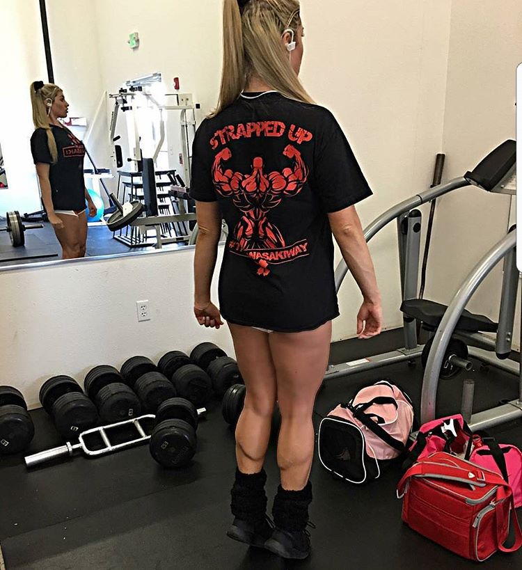  WOMEN's muscular ATHLETIC LEGS especially CALVES daily update