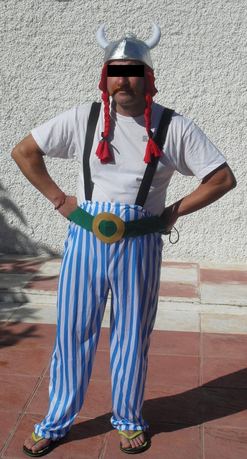 EL ARMARIO DE LAS AMAPOLAS : MODISTA COSTURERA DISFRACES ADULTOS