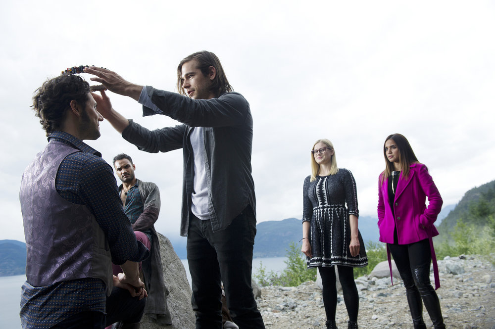 The Magicians Season 2 Trailers Clips Featurette Images And Posters The Entertainment Factor