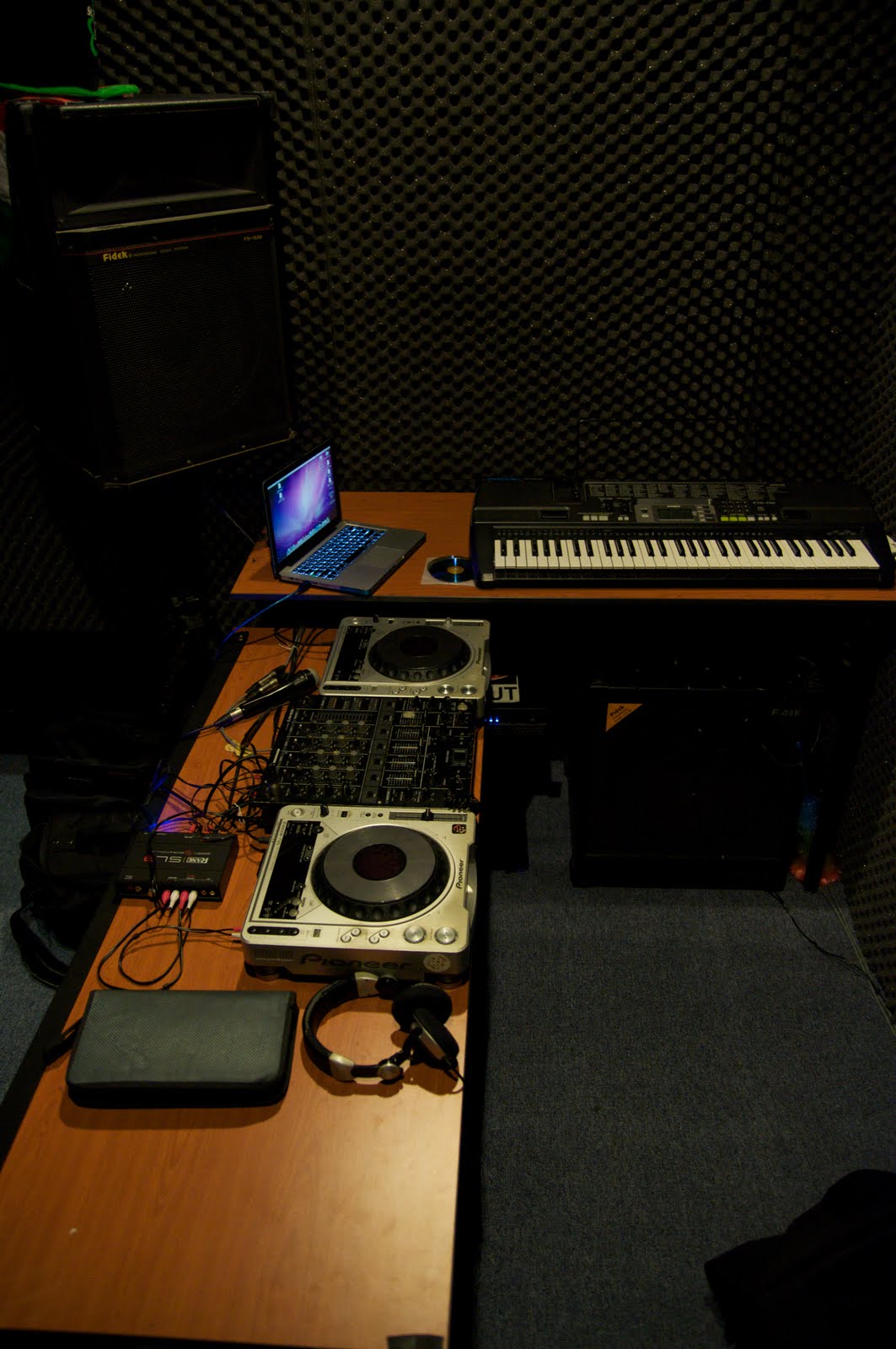 Buy Sell Trade DJ equipment malaysia. cheapest lowest price. pioneer