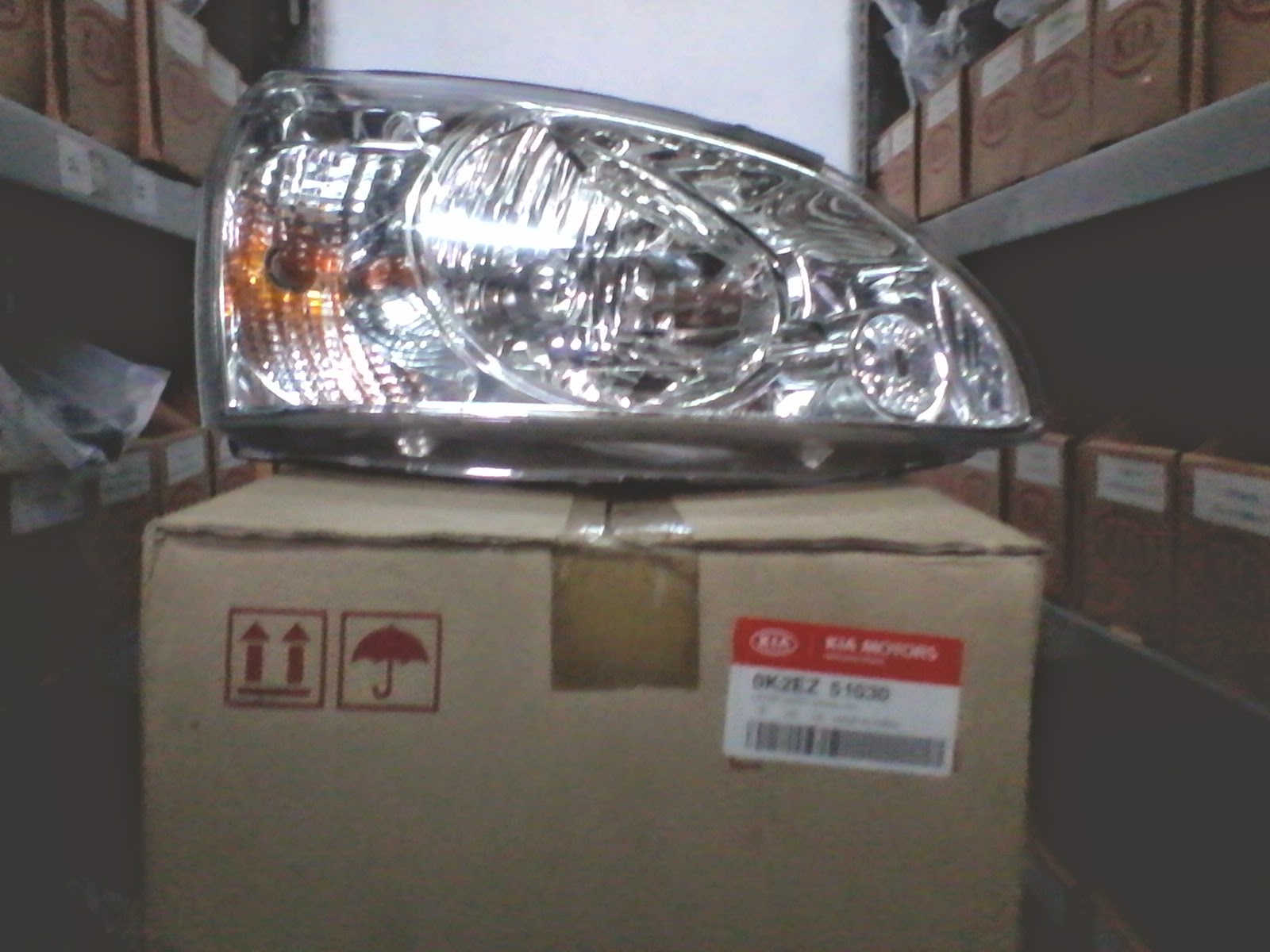 HEAD LAMP KIA CARENS 2 Kia Part Online