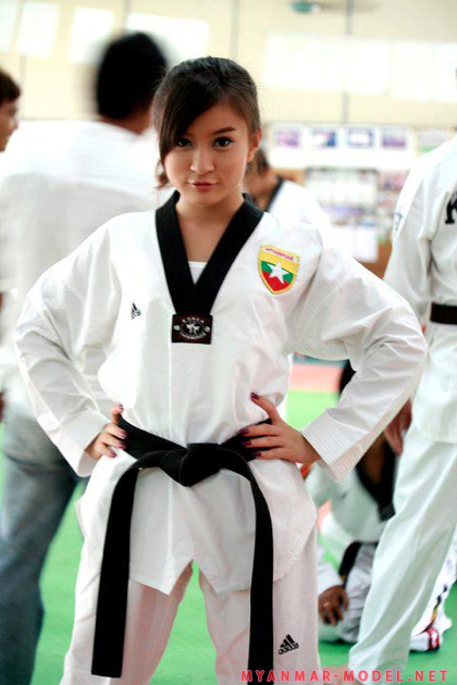 wut hmone shwe yee in teakwondo sports outfit 01