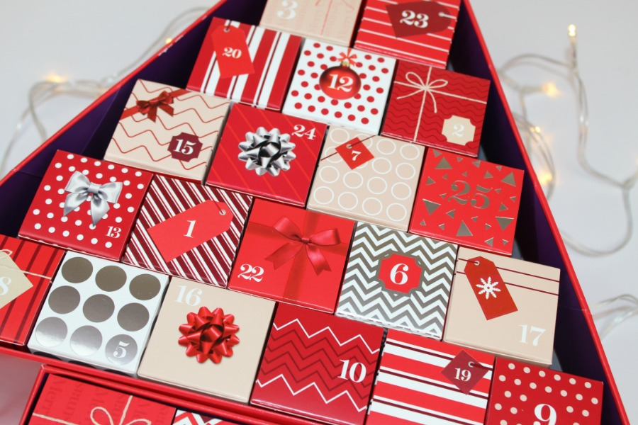 Marks and Spencer Advent Calendar 2016 Review and Photo's Pink