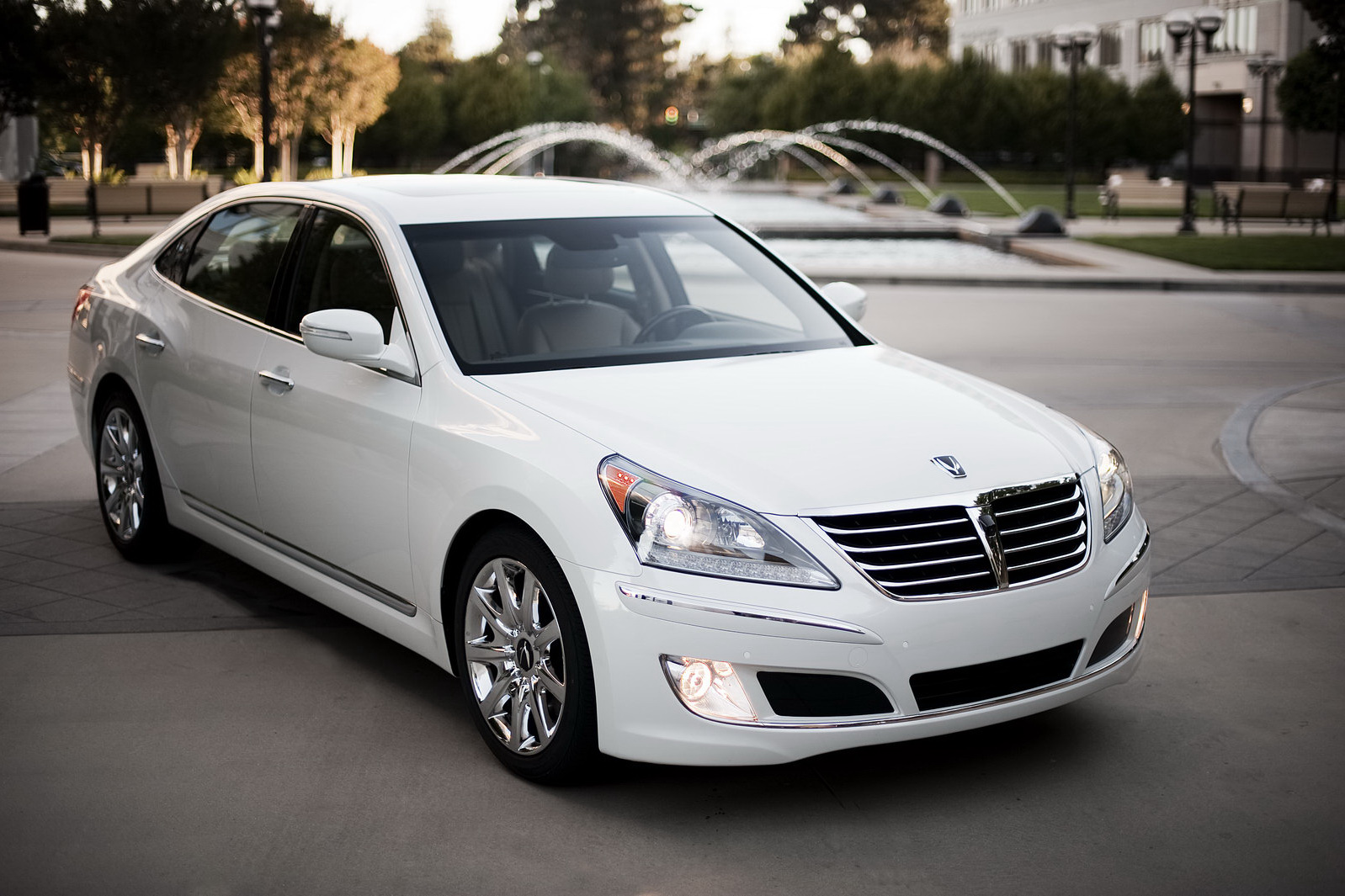 Car Site, News Car, Review Car, Picture and More 2011 Hyundai Equus
