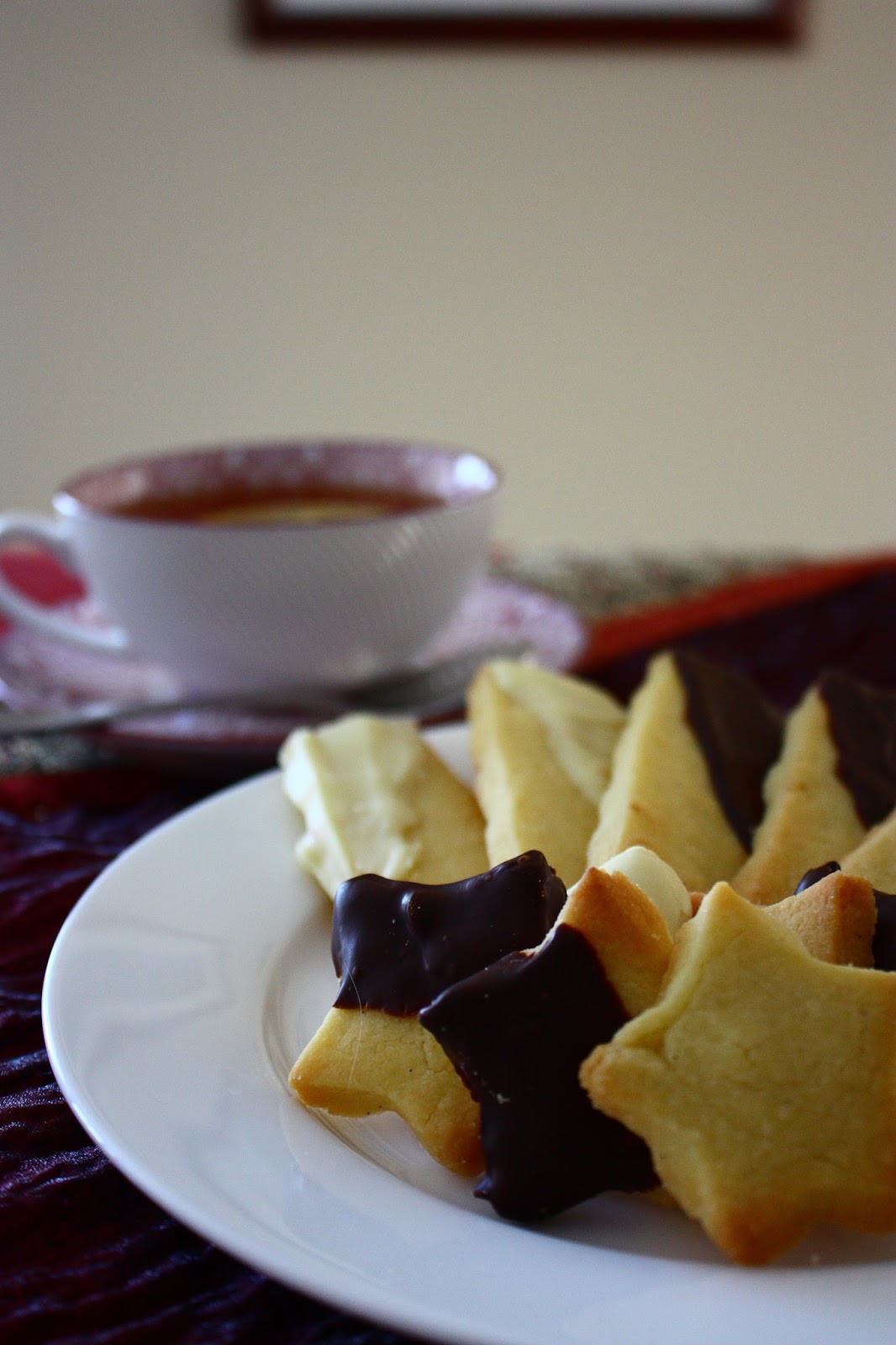 Kate's Weekend Kitchen Ina Garten's Chocolate dipped Shortbread