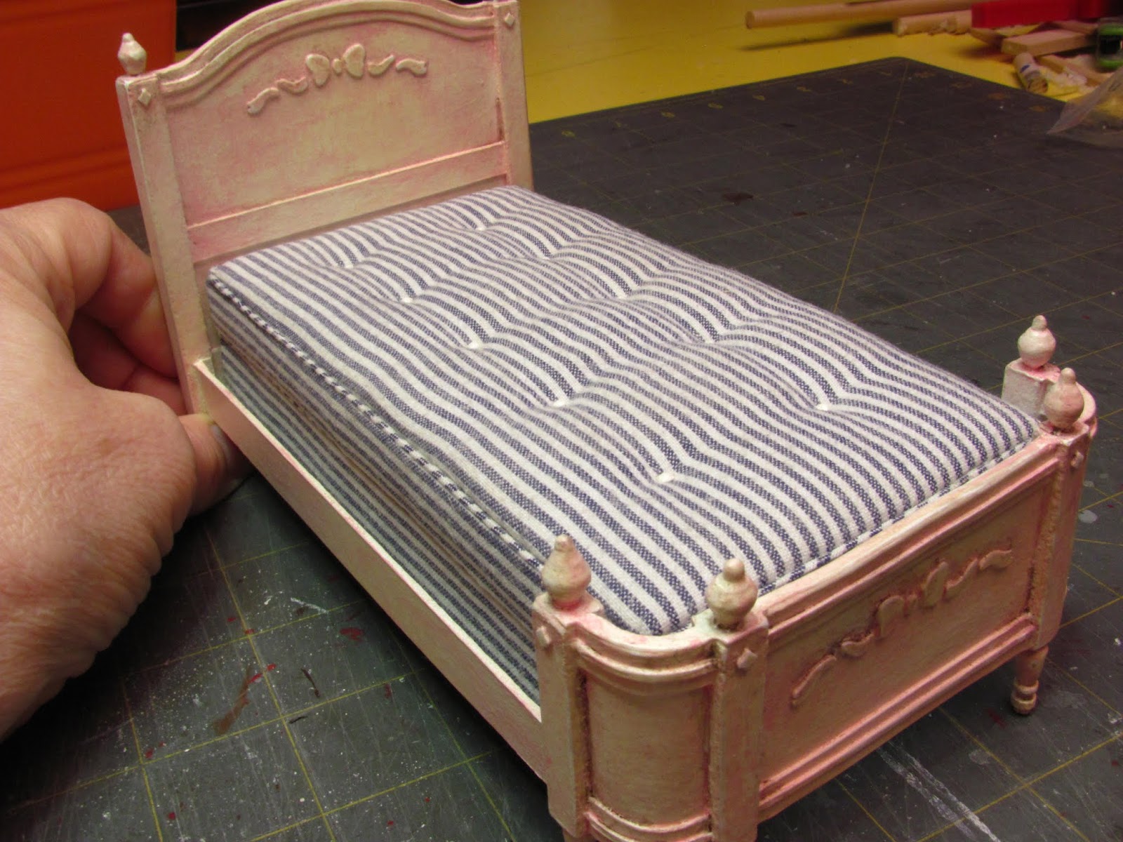 Dollhouse Miniature Furniture Tutorials 1 inch minis