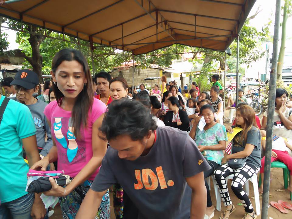 HEATS in Bulacan 2017 Living with HIV in the Philippines