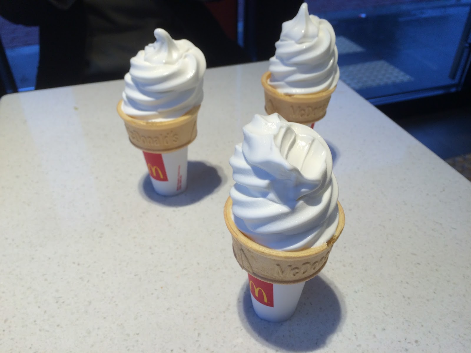 Capt Jang [Cap.Jang Cuisine] 13.McDonald's Ice Cream Cone (マクドナルド、アイス