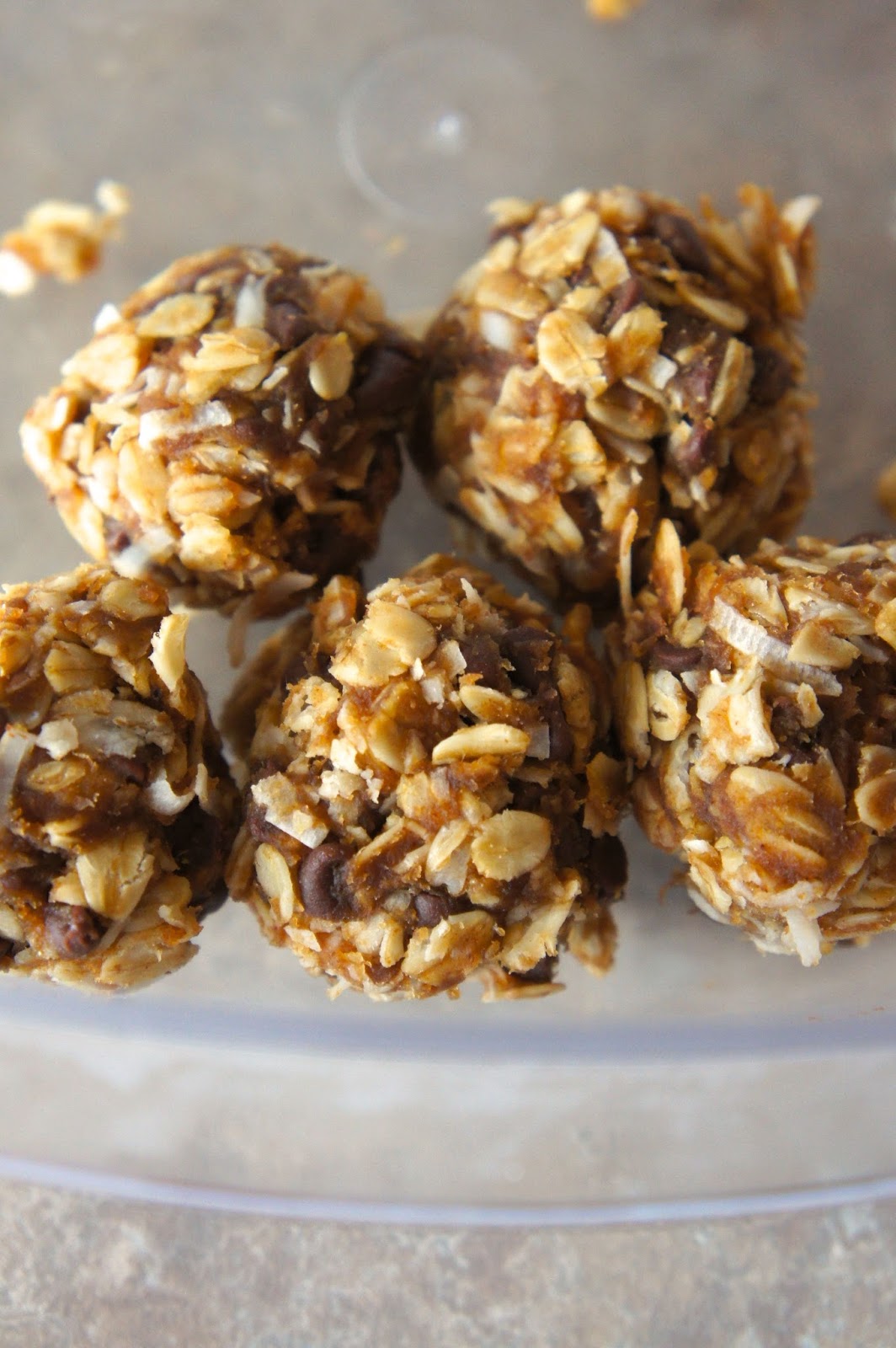 Savory Sweet and Satisfying Peanut Butter Banana Oatmeal Bites