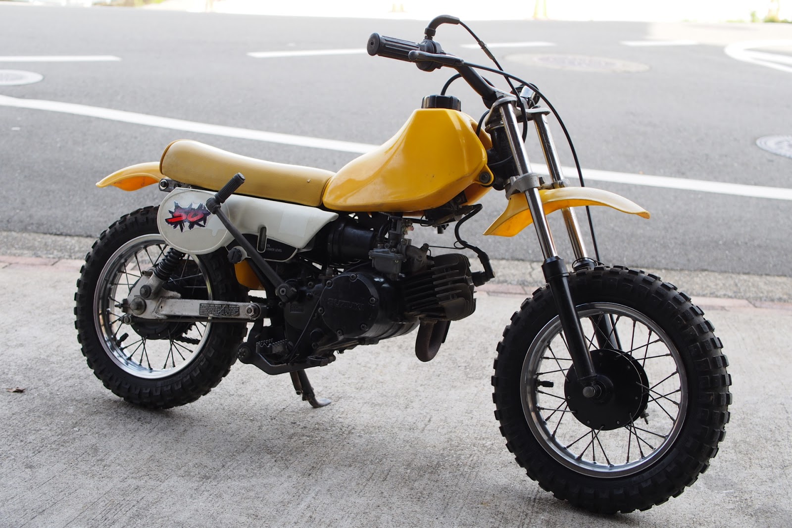 RadJalopy: SUZUKI JR50