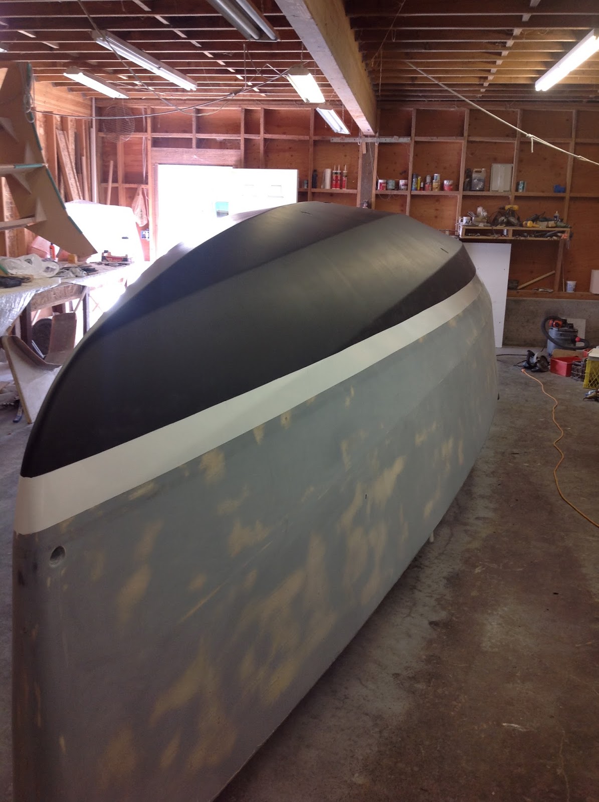 Dean's Shilshole 27 Boot top stripe and bottom paint...