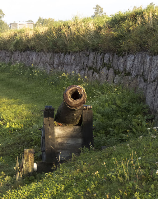 Finland road trip: Rusted cannon at Hamina Bastion in Southeastern Finland