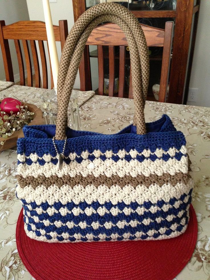 вязаные сумки тунисским крючком. необычные вязаные сумки. вязаные сумки тунисским крючком. сумка тунисским крючком. сумочка тунисским вязанием.