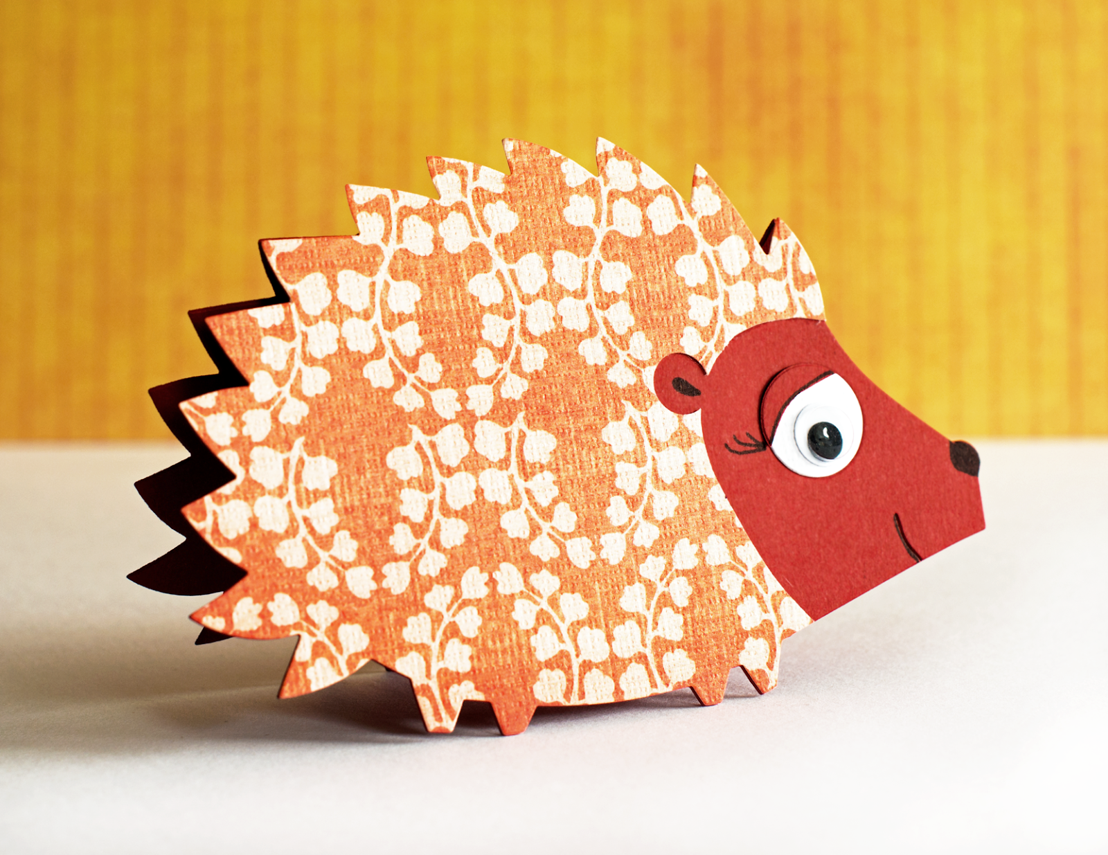 Die-cut card (Big Shot and Bigz Die 'Hedgehog')