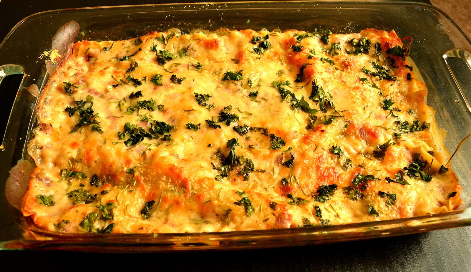 Cheesy spinach and chicken Lasagna with white sauce Sowmia's Galley