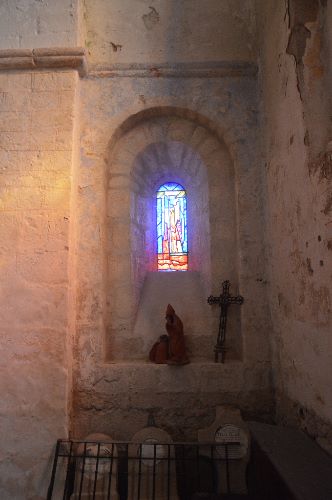 Romaanse kunst en architectuur Église SaintHilaire te SaintHilaire