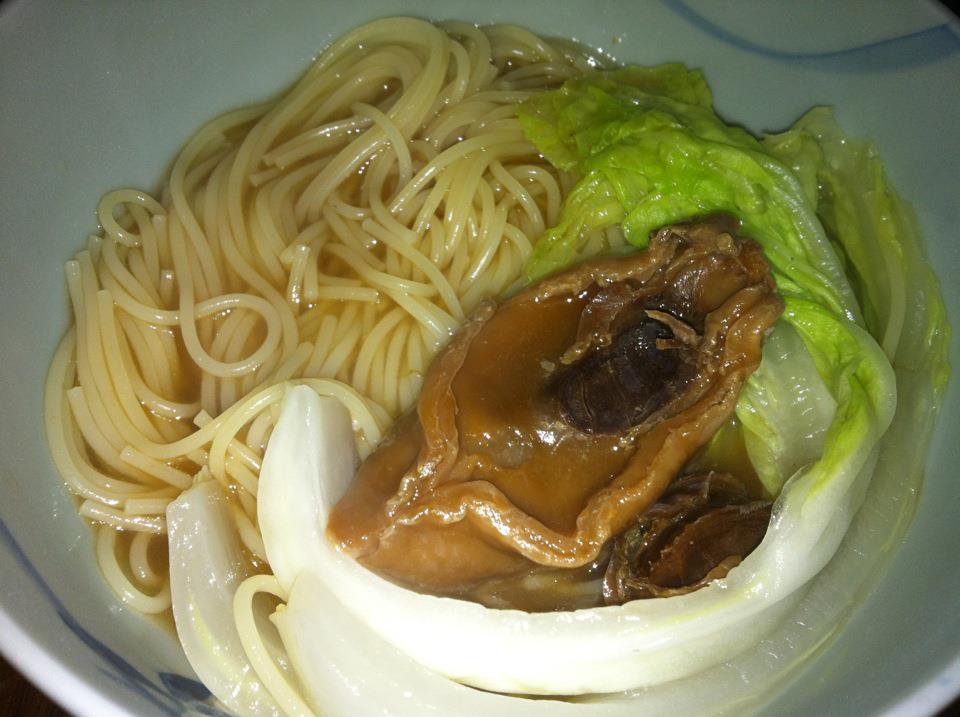 小龍女の Fan Girl 世界 Abalone Noodles [Soup Noodles] Home