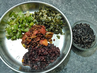 Kavuni rice,  Pigeon pea curry,  Moringa greens poriyal,  Ridge gourd poriyal,  Kavuni rice sweet pongal
