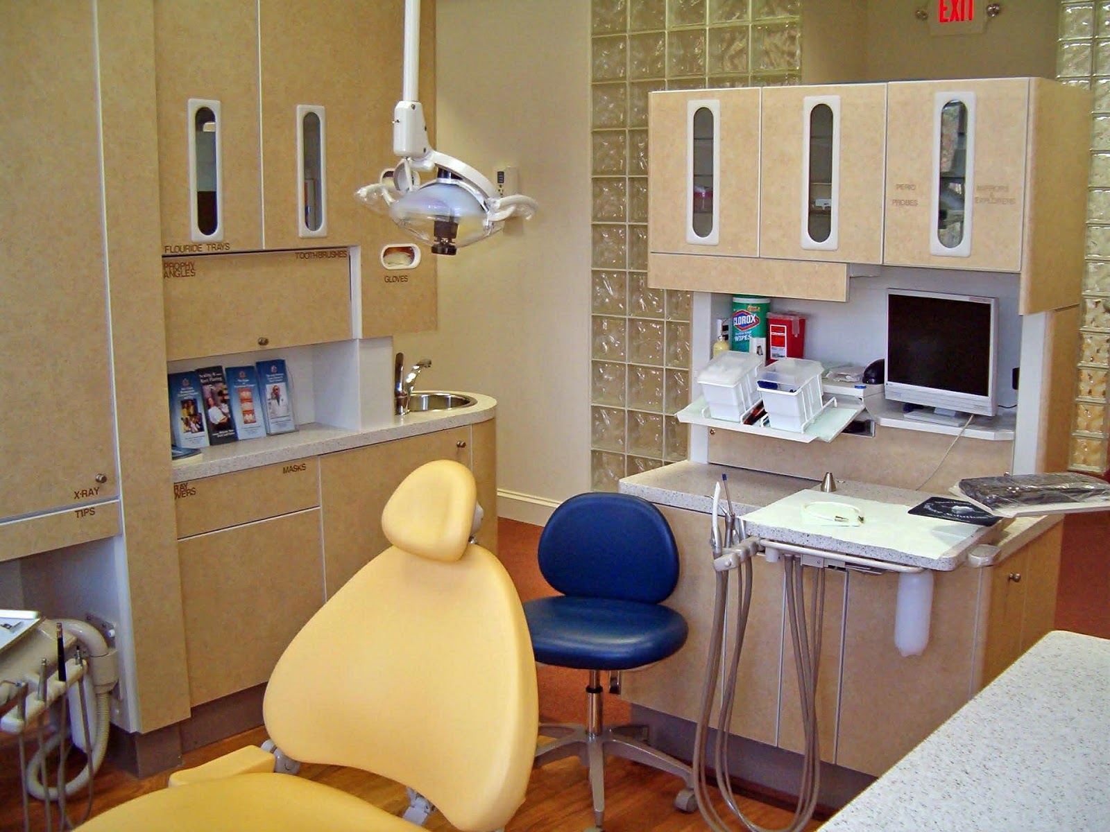 Boca Raton Dentist Makes You Smile