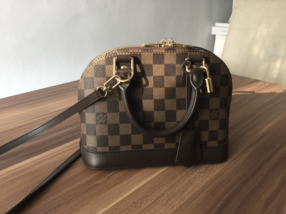 Louis Vuitton Alma BB // 1 1/2 Years Wear & Tear Update - The Beauty Novel - Beauty, Fashion and ...