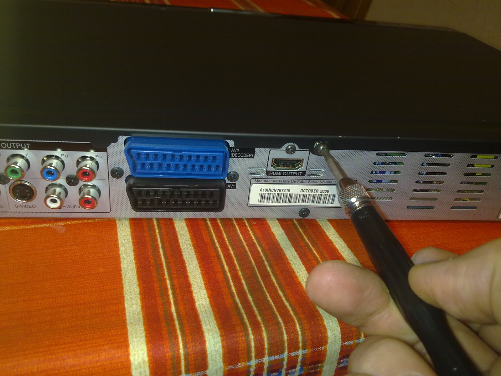 El Blog de Rixolo Abrir desmontar reproductor TDTGrabador , HDDDvd