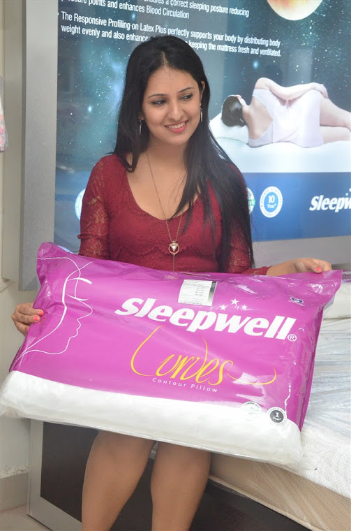 Nikita Bisht photos at sleepwell outlet launch