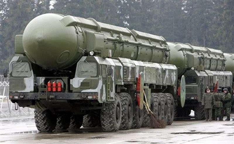 Η Μόσχα επιδεικνύει το πυρηνικό της οπλοστάσιο στη Δύση…