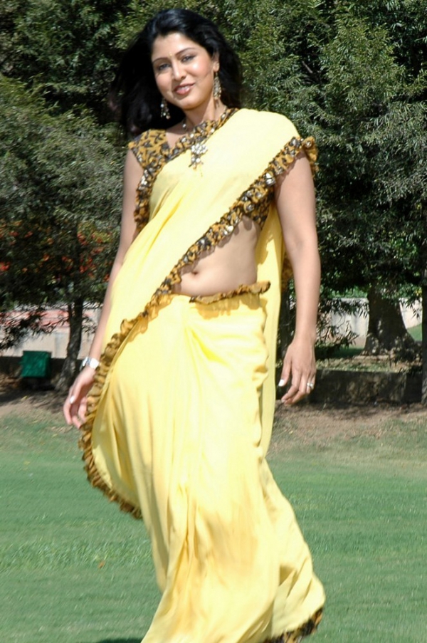 Latest Tamil Sheryl Pinto Saree Exclusive Images Gallery 2013 ...