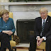 Trump se niega a darle la mano a Angela Merkel