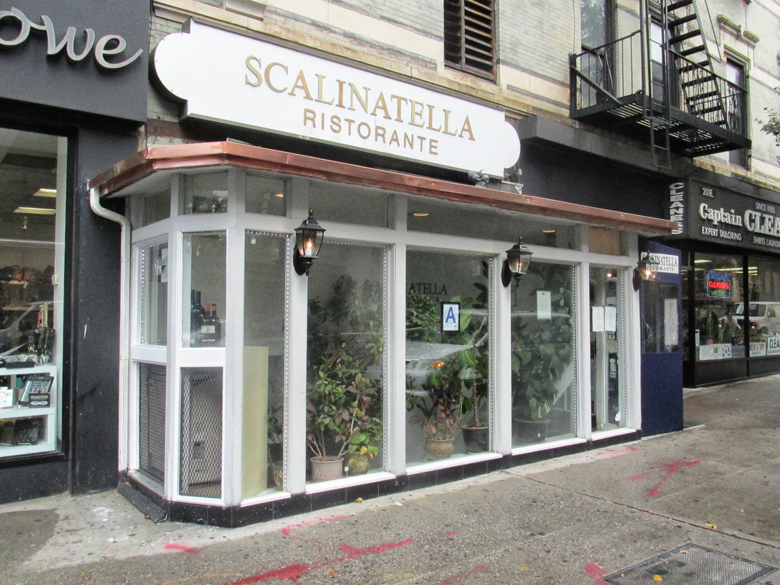 Midtown Blogger/Manhattan Valley Follies Scalinatella East Midtown