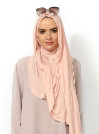 Style baju muslim simpel dan santai untuk remaja